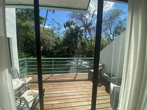 2286 Anchorage Lane Naples FL 34104