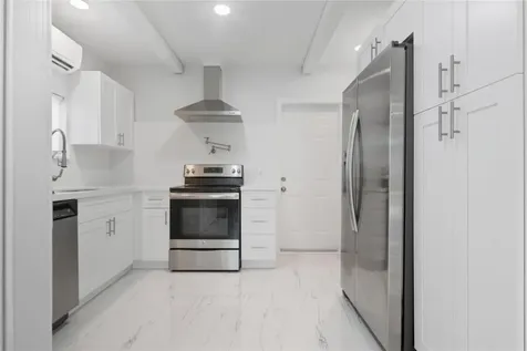 409 N 61st Terrace Hollywood FL 33024