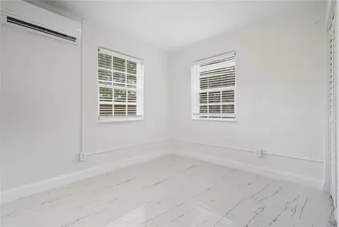 409 N 61st Terrace Hollywood FL 33024