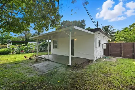 409 N 61st Terrace Hollywood FL 33024