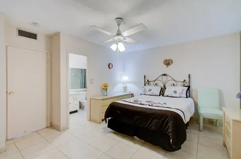 3500 NW 48th Lauderdale Lakes FL 33319