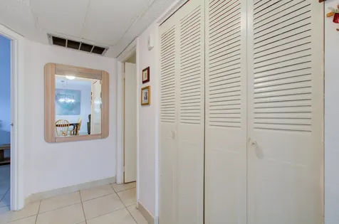 3500 NW 48th Lauderdale Lakes FL 33319