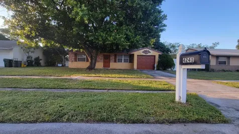 4241 Centurian Circle Greenacres FL 33463
