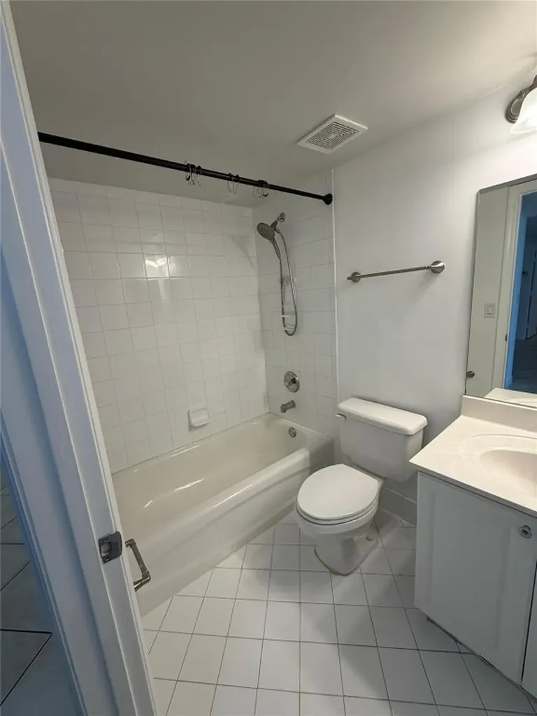 2731 Ocean Club Boulevard Hollywood FL 33019