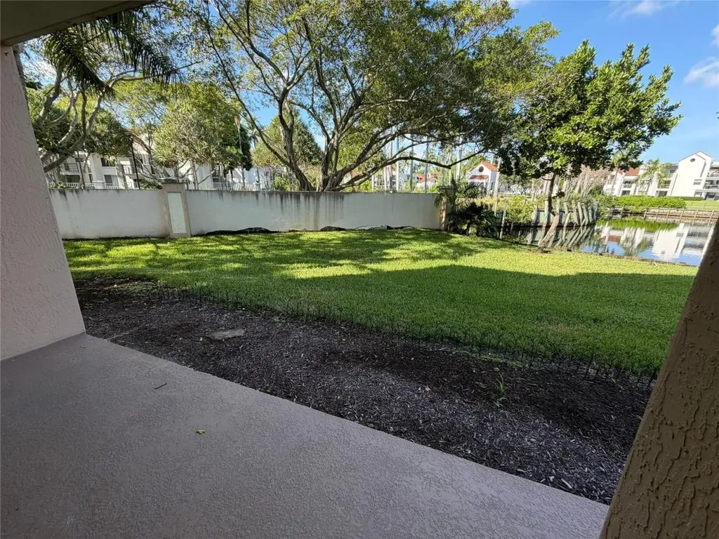 2731 Ocean Club Boulevard Hollywood FL 33019