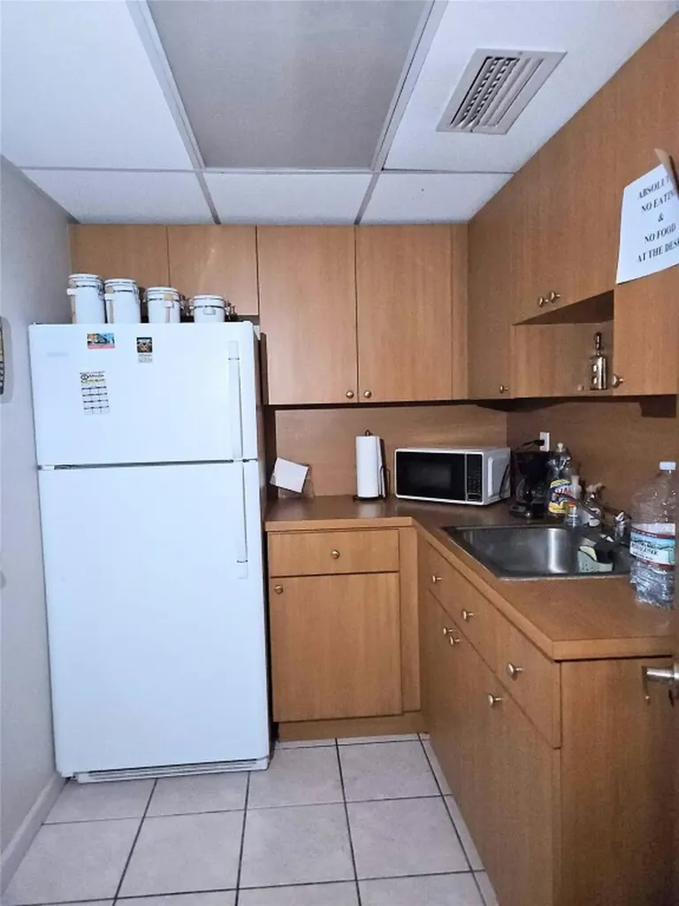 6187 NW 167th Street Hialeah FL 33015