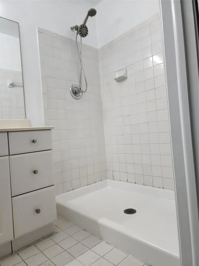 1156 NW 106th Terrace Hollywood FL 33026