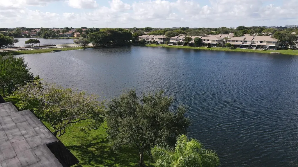 1156 NW 106th Terrace Hollywood FL 33026