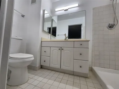 1156 NW 106th Terrace Hollywood FL 33026