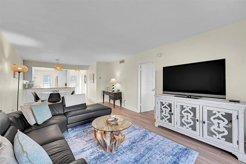 2731 NE 14th Street Causeway Pompano Beach FL 33062