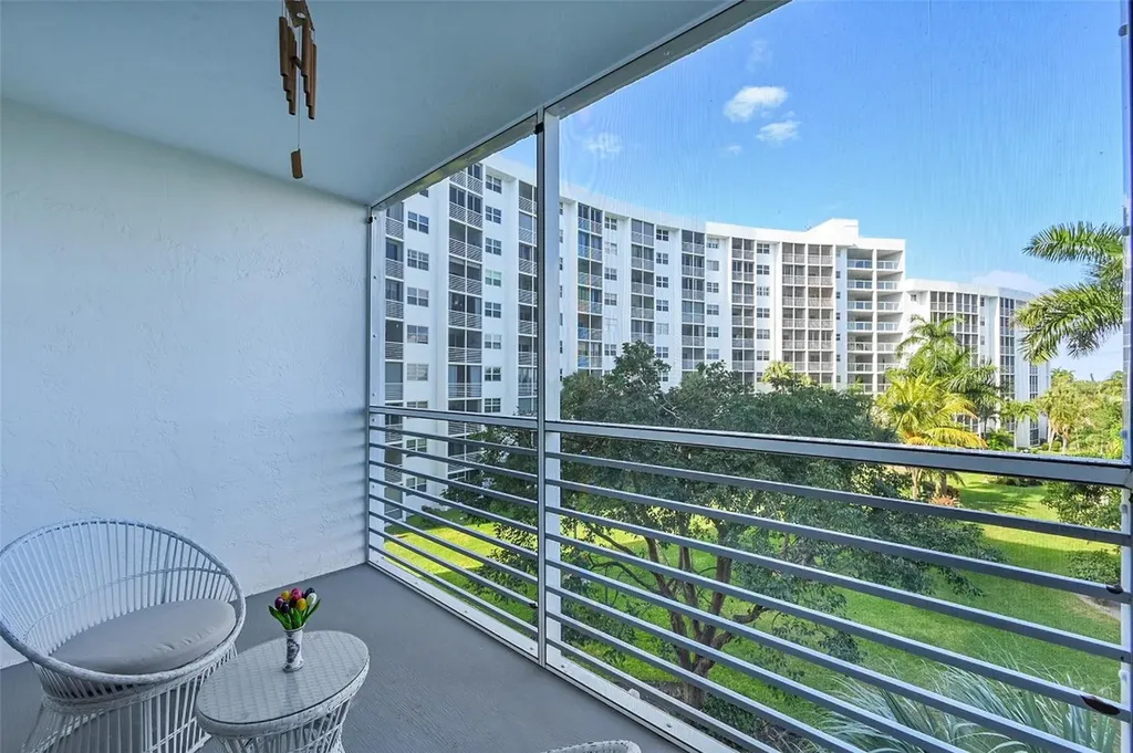 2731 NE 14th Street Causeway Pompano Beach FL 33062