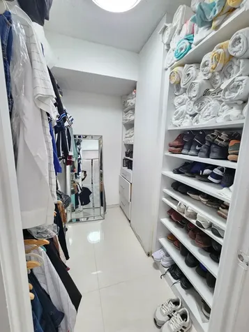 2500 Parkview Drive Hallandale Beach FL 33009