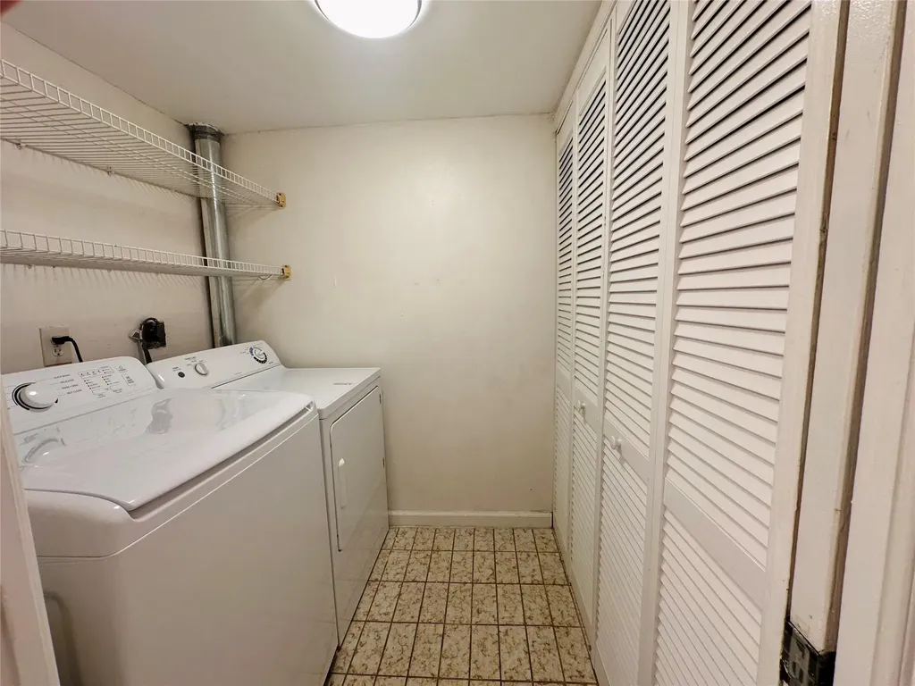 444 Pine Circle Boca Raton FL 33432