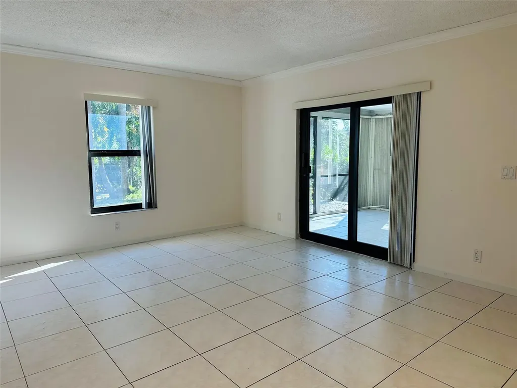 444 Pine Circle Boca Raton FL 33432