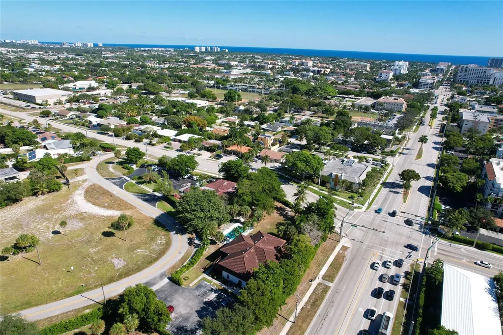 444 Pine Circle Boca Raton FL 33432