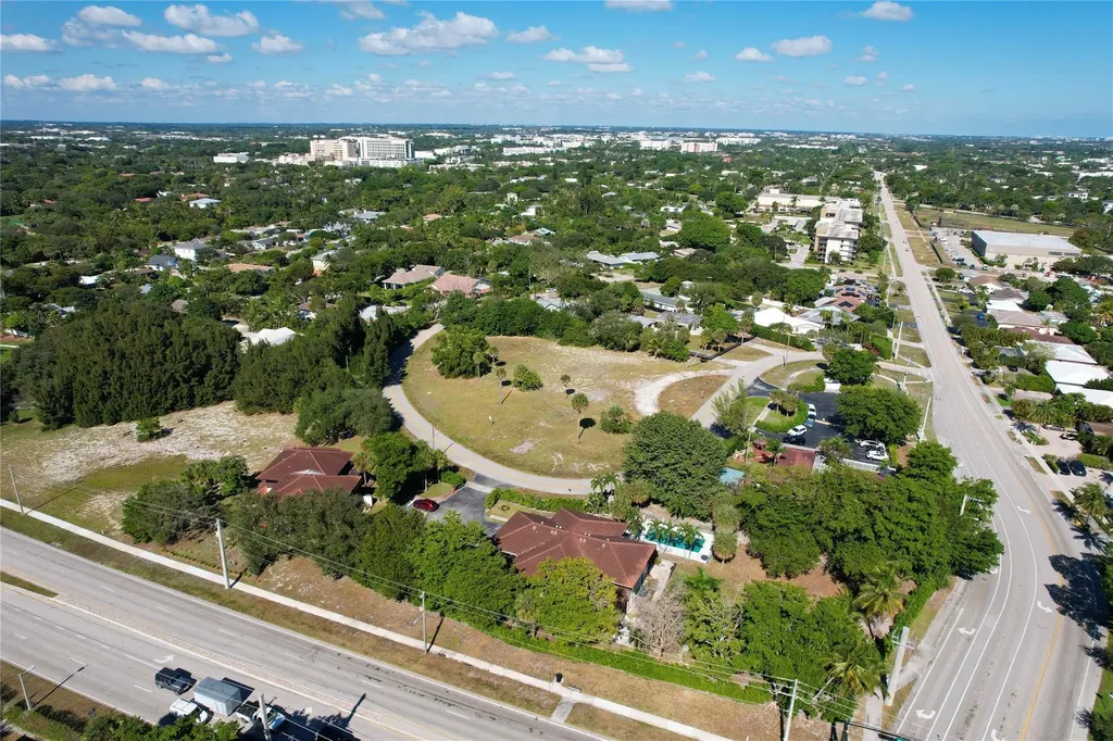 444 Pine Circle Boca Raton FL 33432