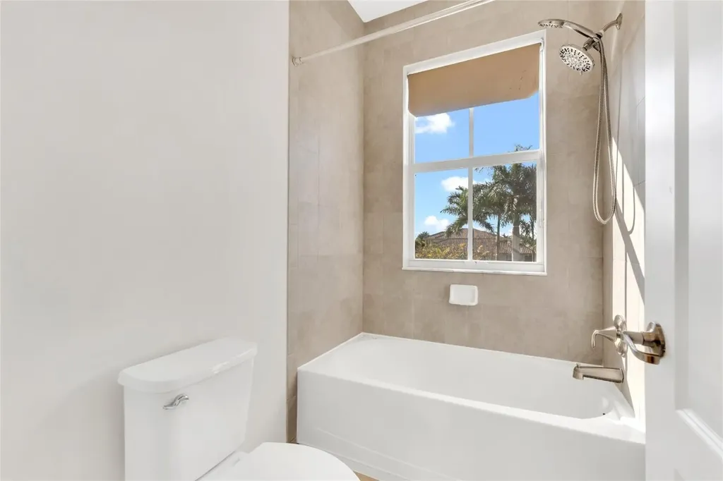 9810 S Miralago Way Parkland FL 33076