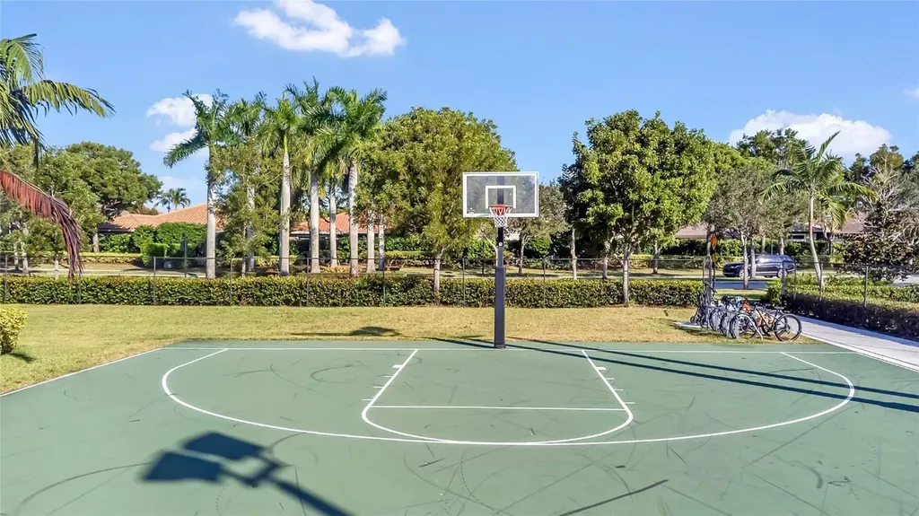 9810 S Miralago Way Parkland FL 33076