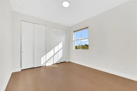 9810 S Miralago Way Parkland FL 33076