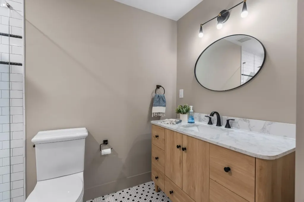 1796 Bay Drive Pompano Beach FL 33062
