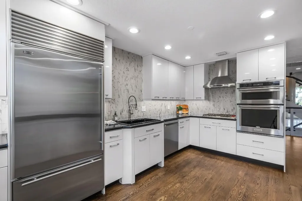1796 Bay Drive Pompano Beach FL 33062
