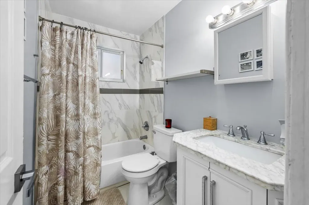 1716 SW 43rd Avenue Fort Lauderdale FL 33317