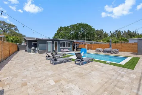 1716 SW 43rd Avenue Fort Lauderdale FL 33317