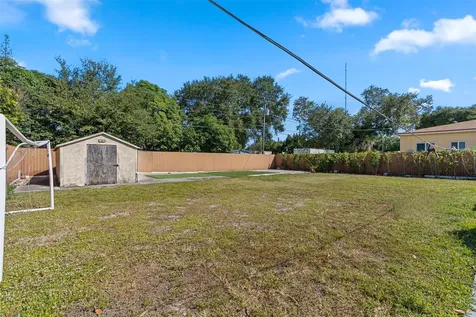 31 Miami Gardens Road West Park FL 33023