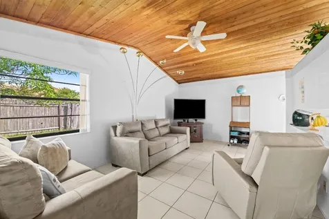 5461 NW 57th Street Tamarac FL 33319