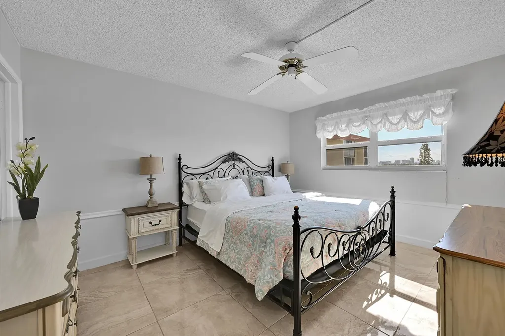 2350 NE 14th Street Causeway Pompano Beach FL 33062