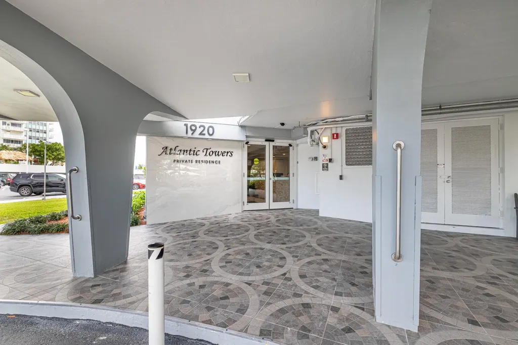 1920 S Ocean Drive Fort Lauderdale FL 33316