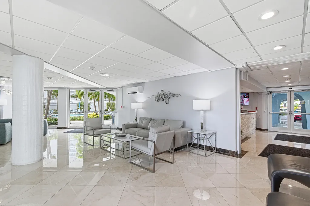 1920 S Ocean Drive Fort Lauderdale FL 33316