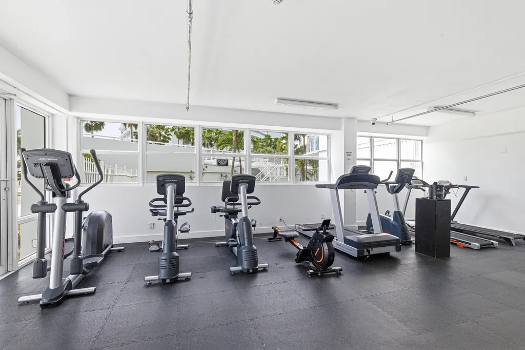 1920 S Ocean Drive Fort Lauderdale FL 33316