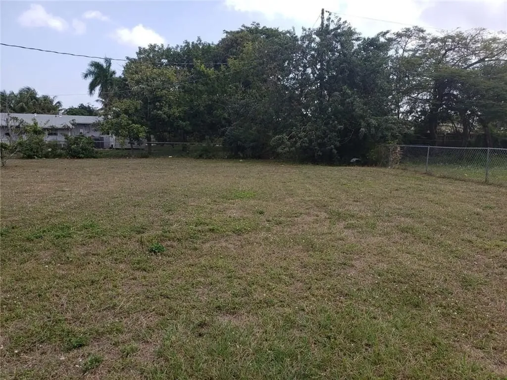 1524 NW 19th Avenue Fort Lauderdale FL 33311