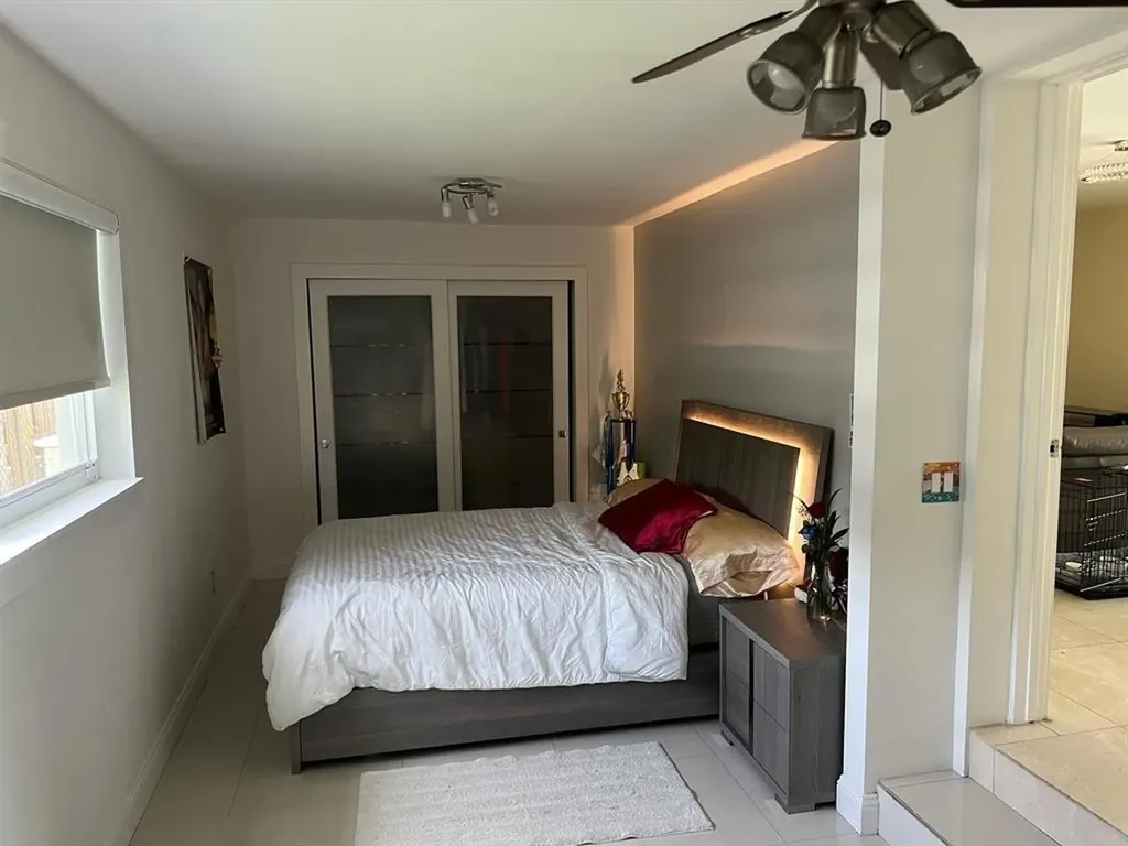 3460 Buchanan Street Hollywood FL 33021