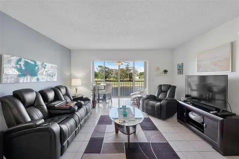 7807 Golf Circle Drive Margate FL 33063