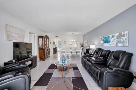 7807 Golf Circle Drive Margate FL 33063