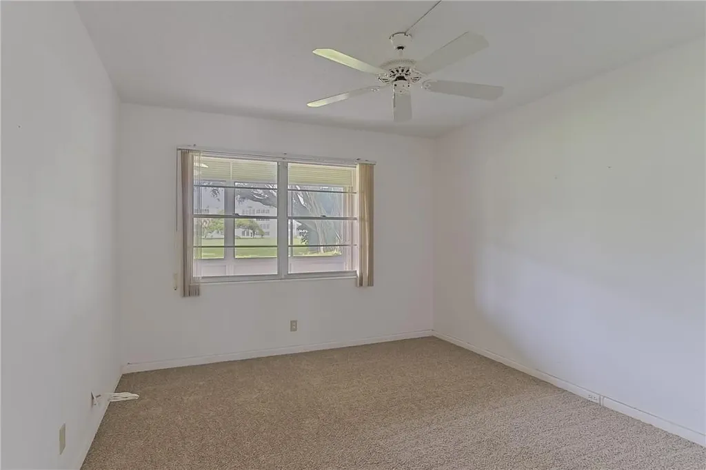 167 Grantham Deerfield Beach FL 33442