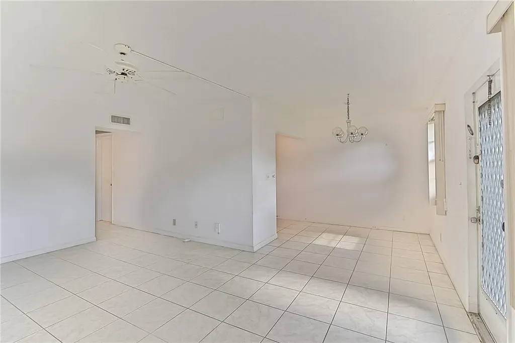 167 Grantham Deerfield Beach FL 33442