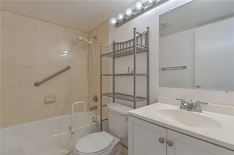 167 Grantham Deerfield Beach FL 33442