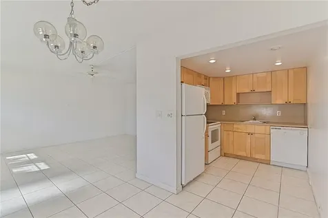 167 Grantham Deerfield Beach FL 33442