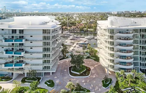 2241 SE 17 Street Fort Lauderdale FL 33316