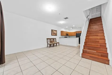 1425 NW 36th Way Lauderhill FL 33311