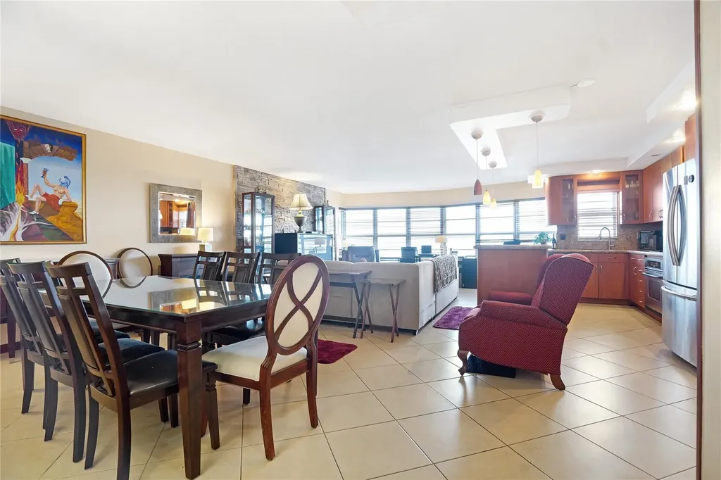 2500 NE 48th Lane Fort Lauderdale FL 33308