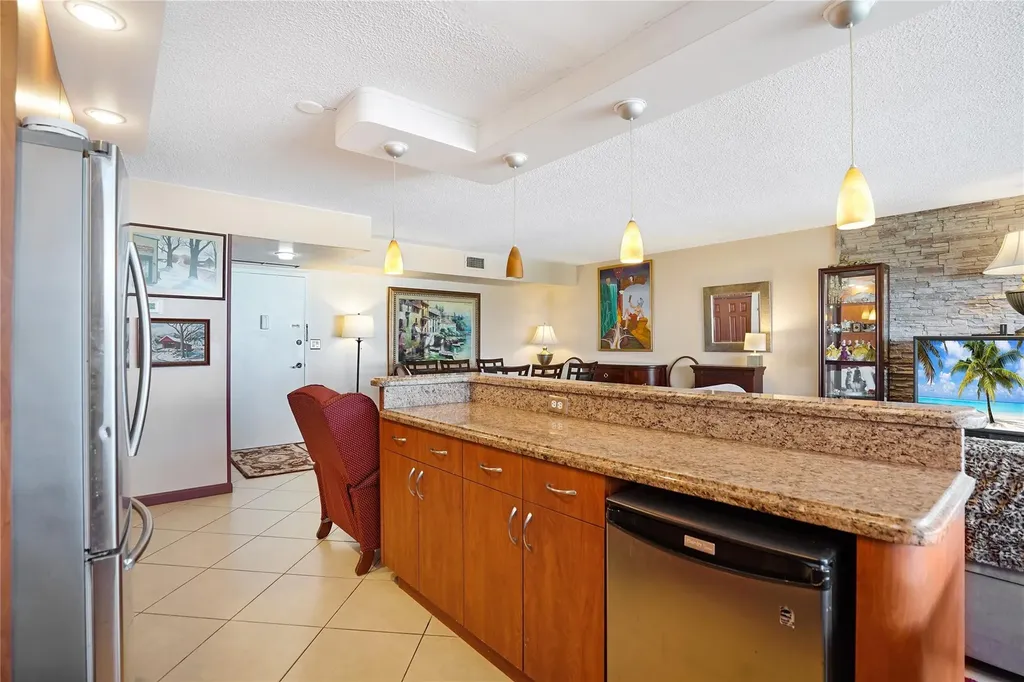 2500 NE 48th Lane Fort Lauderdale FL 33308