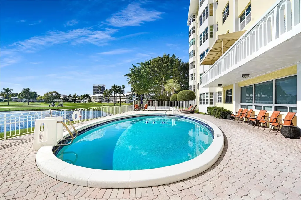 2500 NE 48th Lane Fort Lauderdale FL 33308