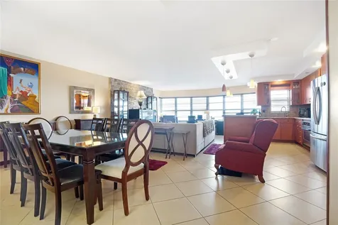 2500 NE 48th Lane Fort Lauderdale FL 33308