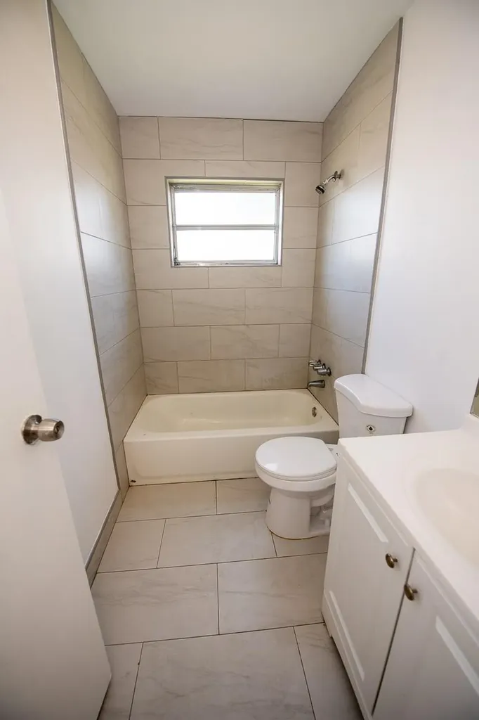 9370 NW 25th Court Sunrise FL 33322