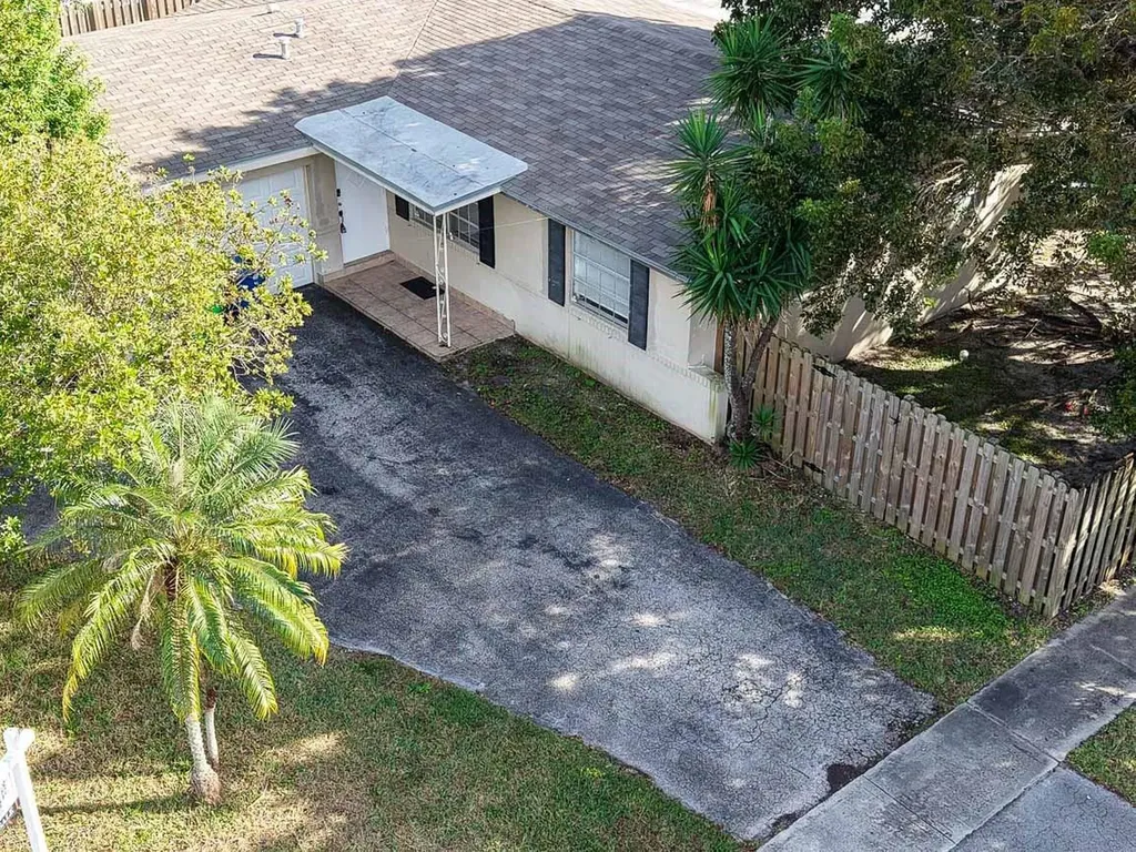 9370 NW 25th Court Sunrise FL 33322