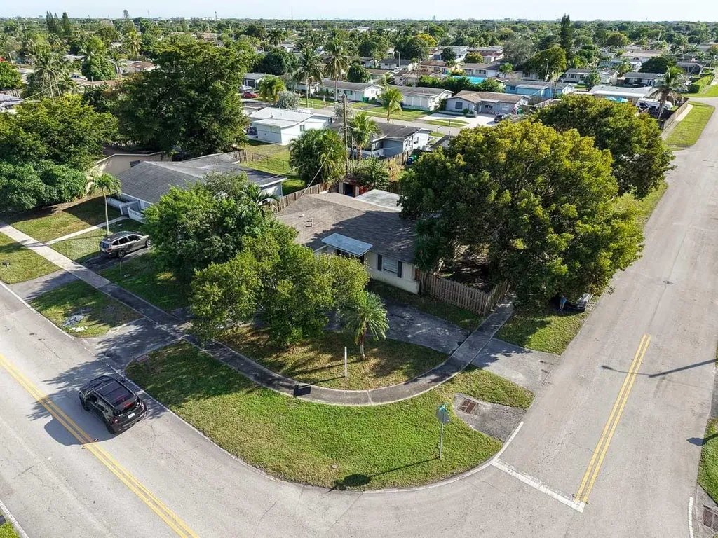 9370 NW 25th Court Sunrise FL 33322